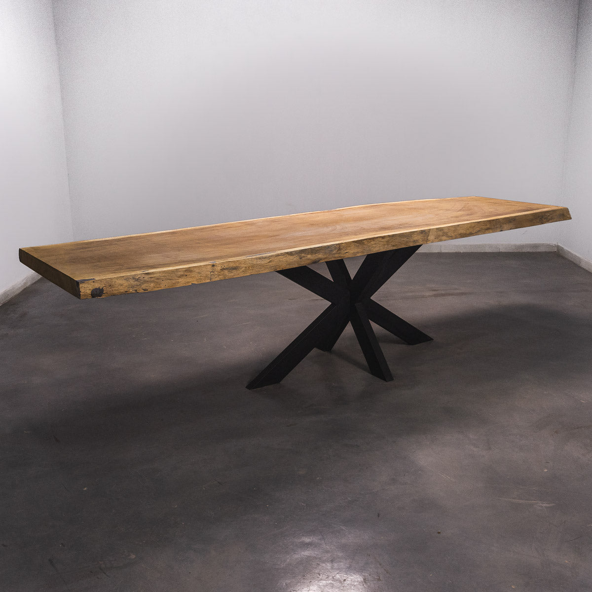 Baumscheiben Esstisch Iroko - 305 x 85 x 7 cm