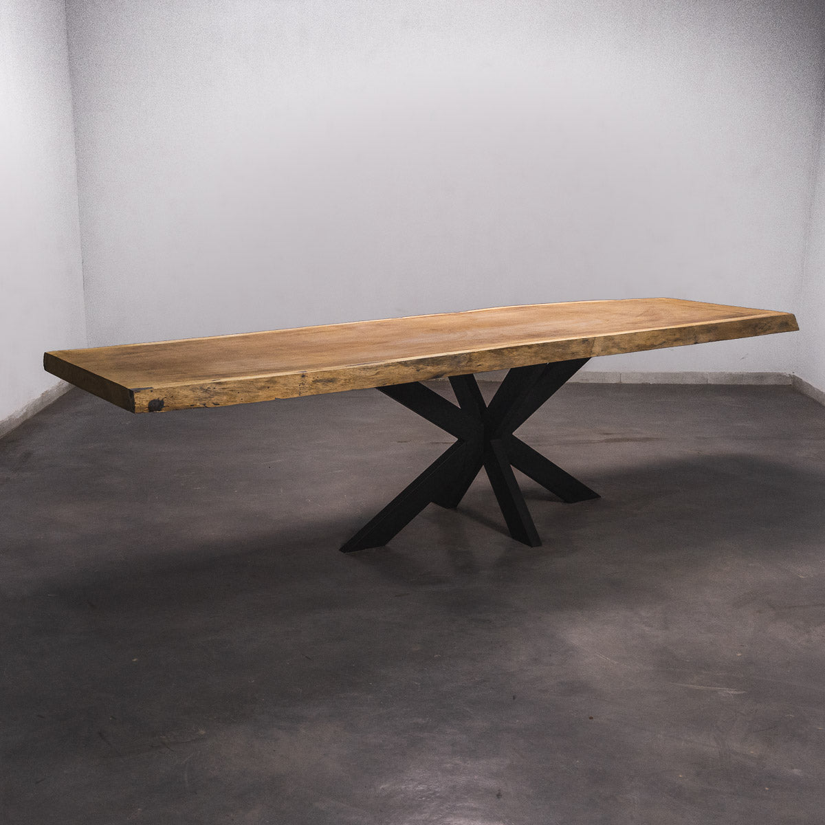 Baumscheiben Esstisch Iroko - 305 x 85 x 7 cm