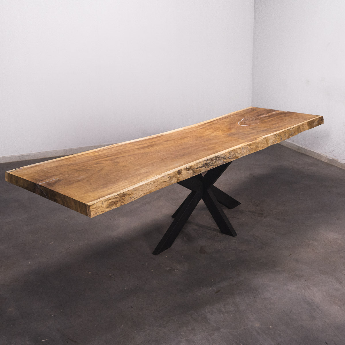 Baumscheiben Esstisch Iroko - 300 x 95 x 7 cm