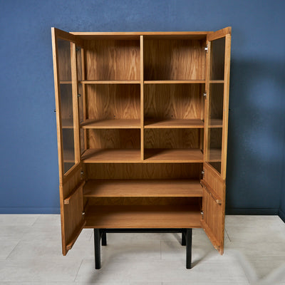 Majestic Oak Range – Hoher Vitrinenschrank